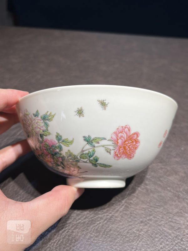 清雍正 御胎珐琅彩国色天香图诗文碗（疑北洋督陶官郭葆昌加彩） - 图40